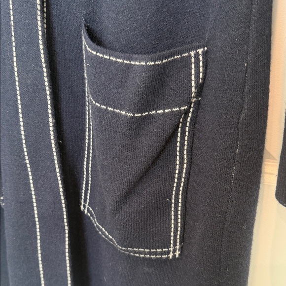 Banana Republic Navy Knit Sweater - Picture 4 of 7